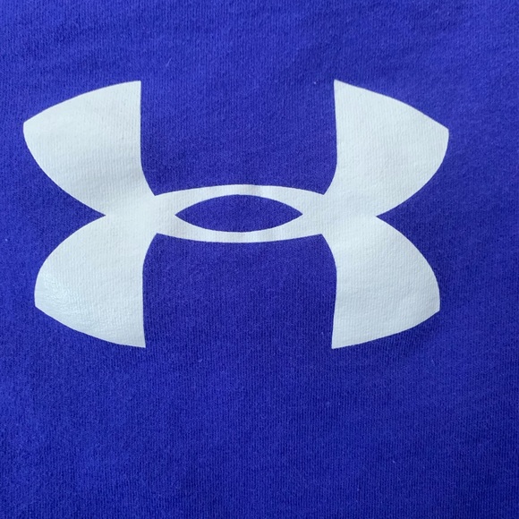 Sweatshirt - Picture 2 of 2